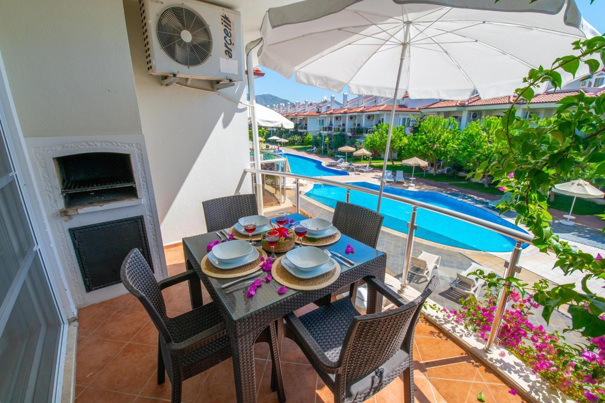 Sunset Beach Villas y apartamentos Fethiye Exterior foto