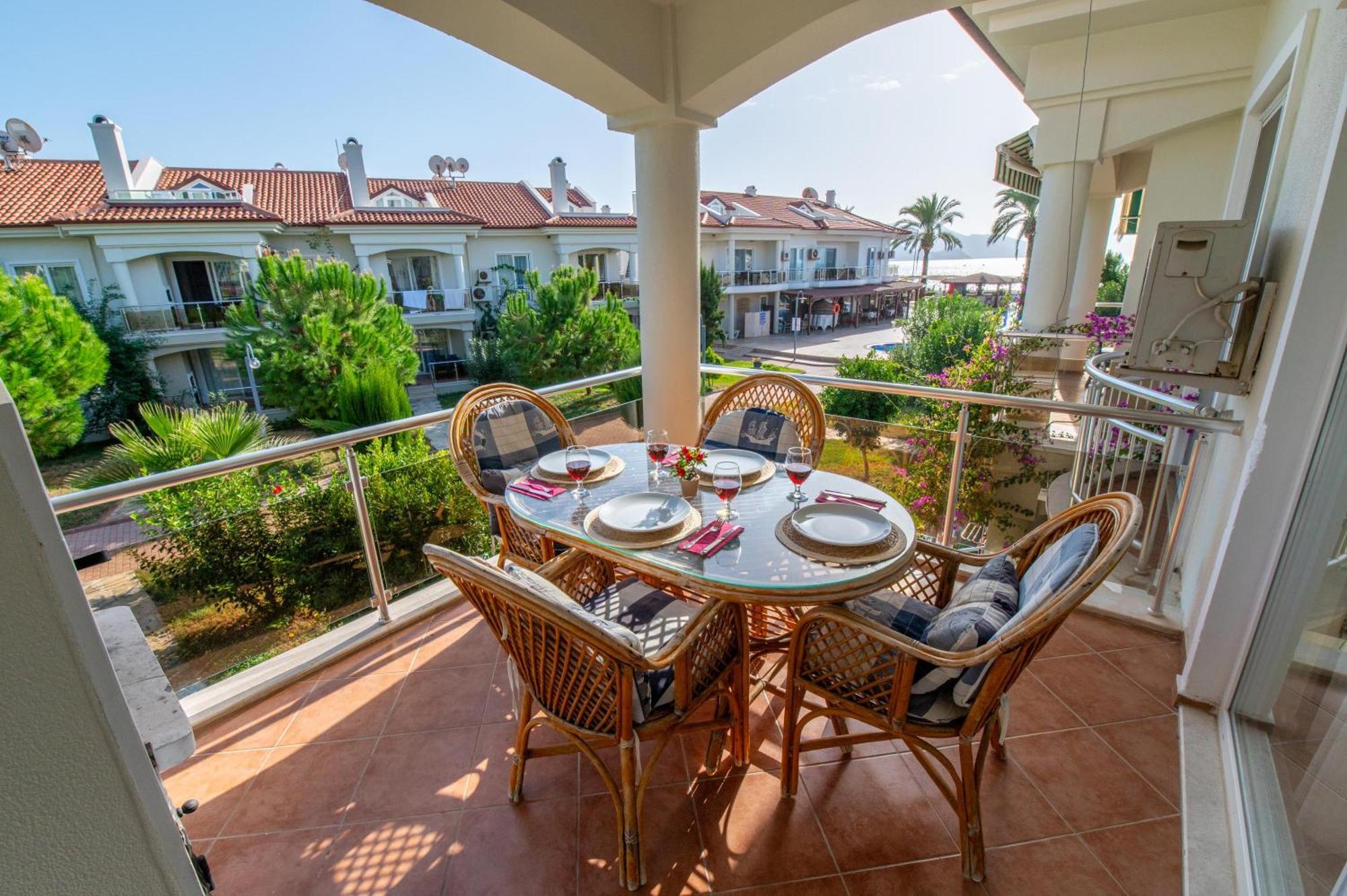 Sunset Beach Villas y apartamentos Fethiye Exterior foto